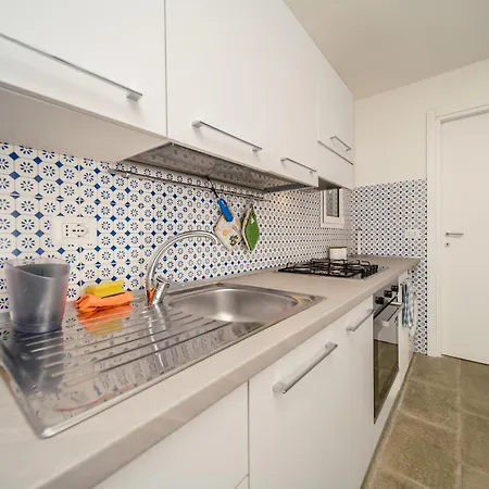La Finestra Sul Mare - Antonella Holiday home